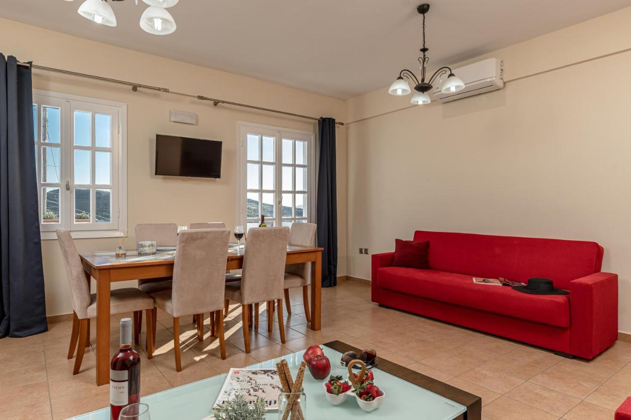 Nick & Debbie'S Two-Storey Apartment Melanes Экстерьер фото